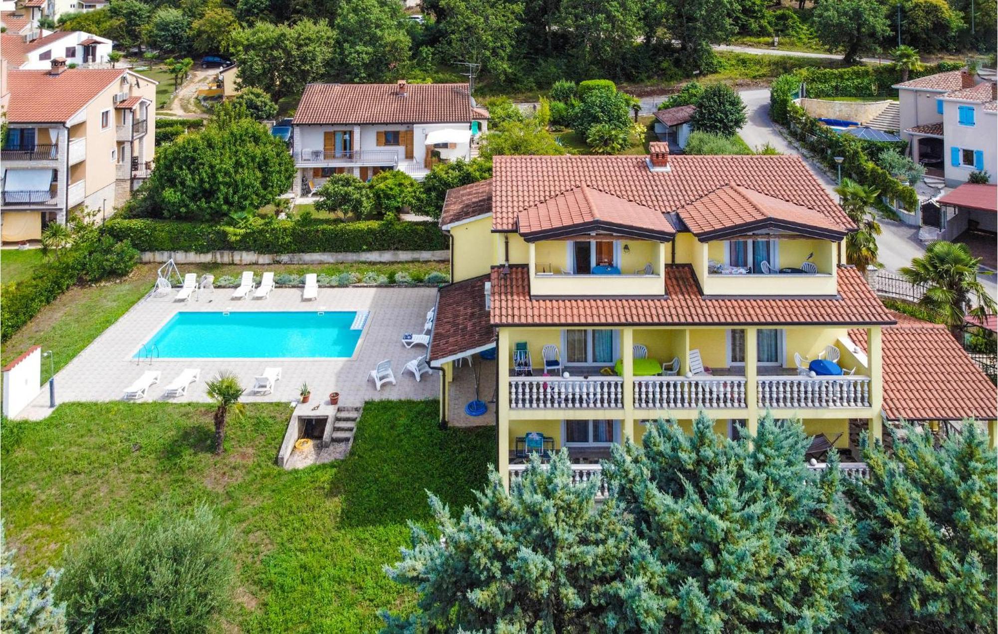 Apartment Mugeba Poreč Exterior foto